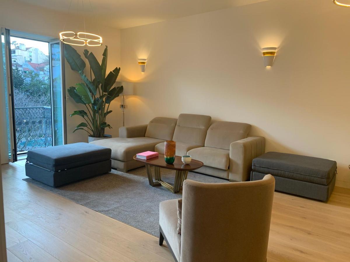 New!! Luxury Avenida Da Liberdade Flat- With Rooftop And Pool * Lissabon