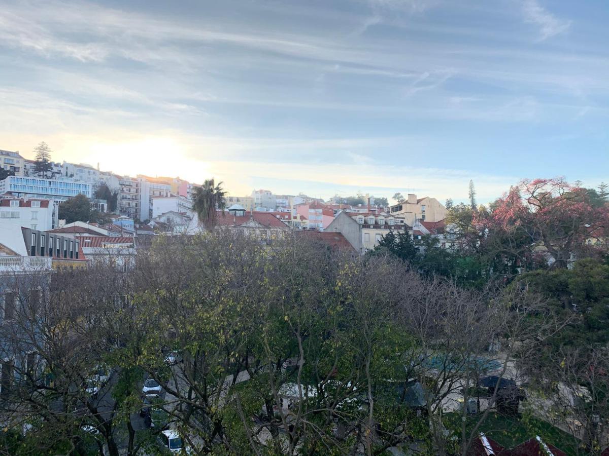 Apartment New!! Luxury Avenida Da Liberdade Flat- With Rooftop And Pool Lissabon